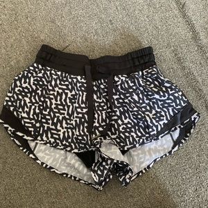 Black and white patterned Lululemon shorts